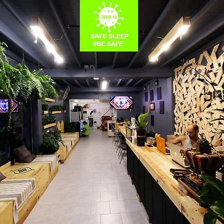 Bandai Hostel Pak Kret Eksteriør billede