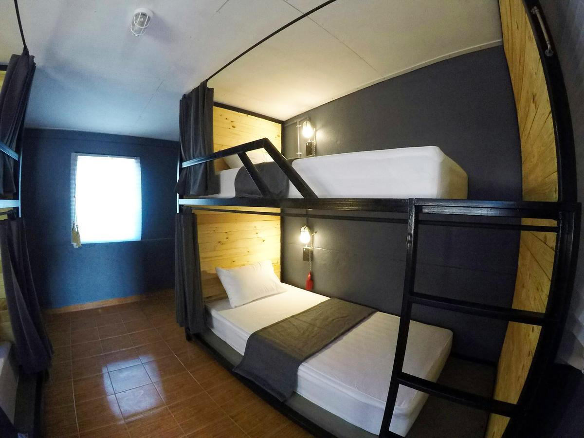 Bandai Hostel Pak Kret Eksteriør billede